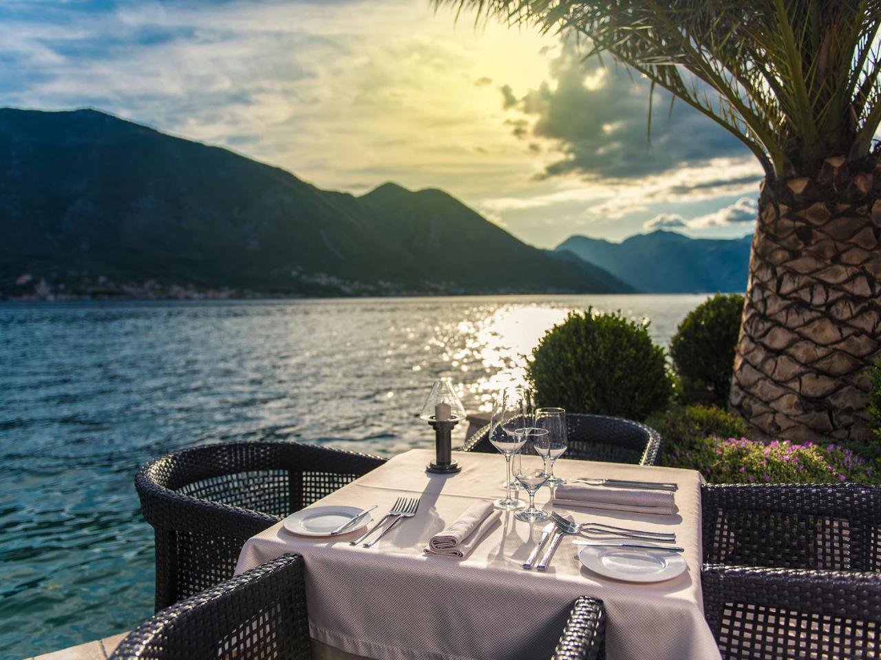 Hotel Forza Mare Kotor Exterior photo